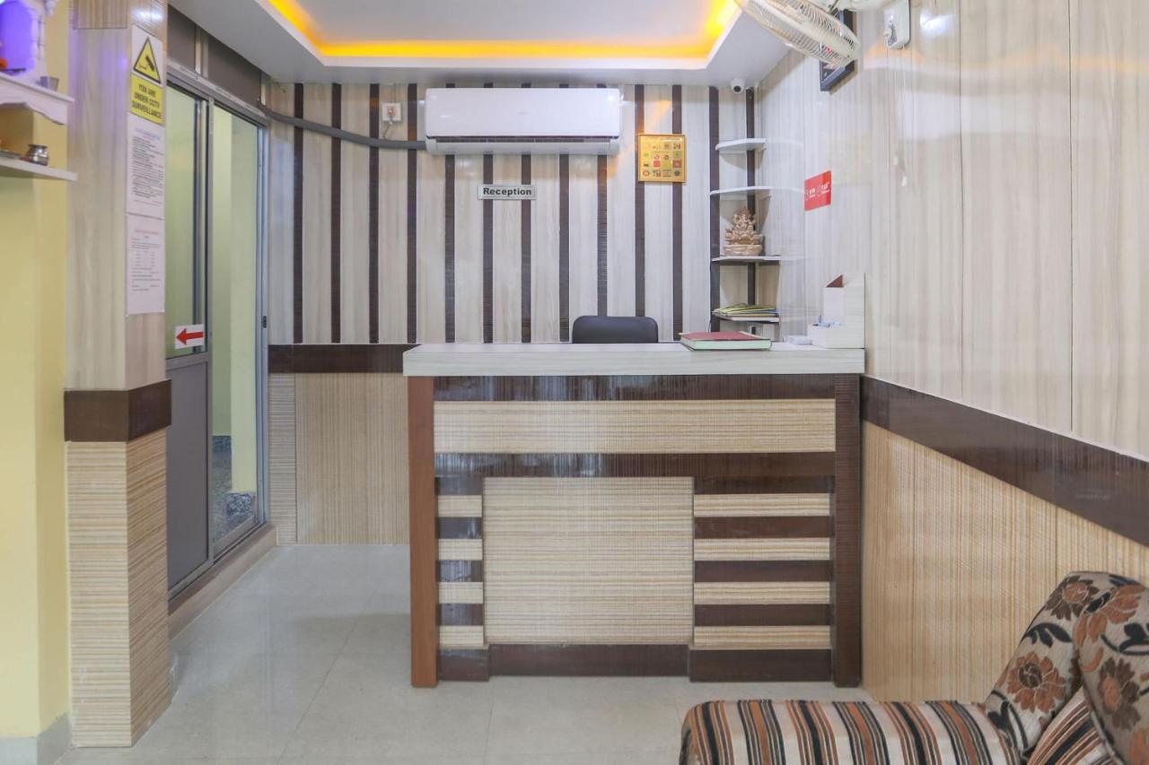 Oyo 62042 Niloy Guest House Jadabpur Bagian luar foto