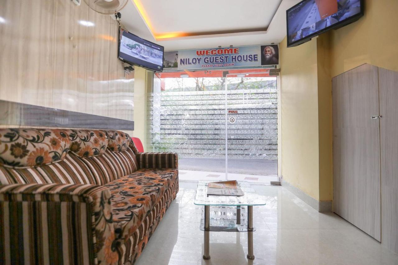 Oyo 62042 Niloy Guest House Jadabpur Bagian luar foto
