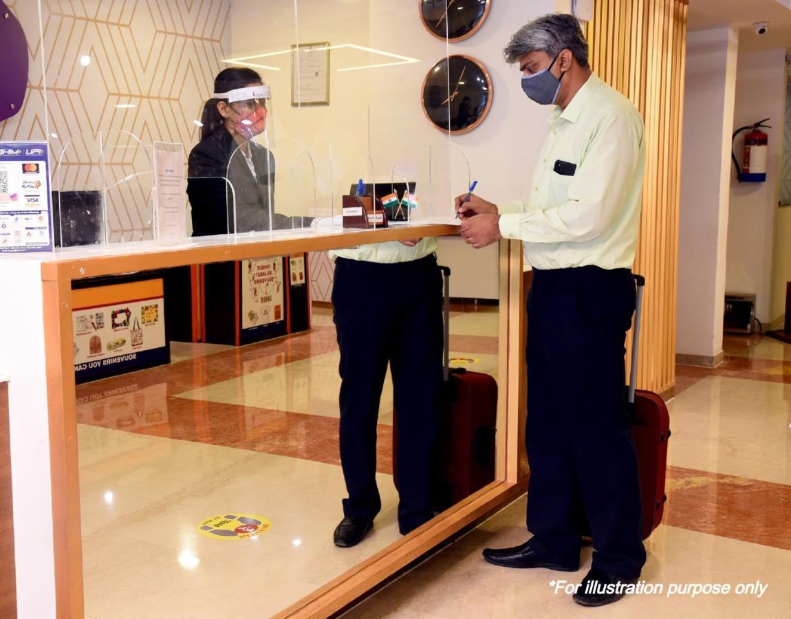 Oyo 62042 Niloy Guest House Jadabpur Bagian luar foto